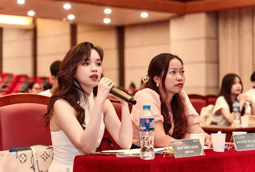 Ngô Thúy Hằng – Công chứng viên Hà Nội